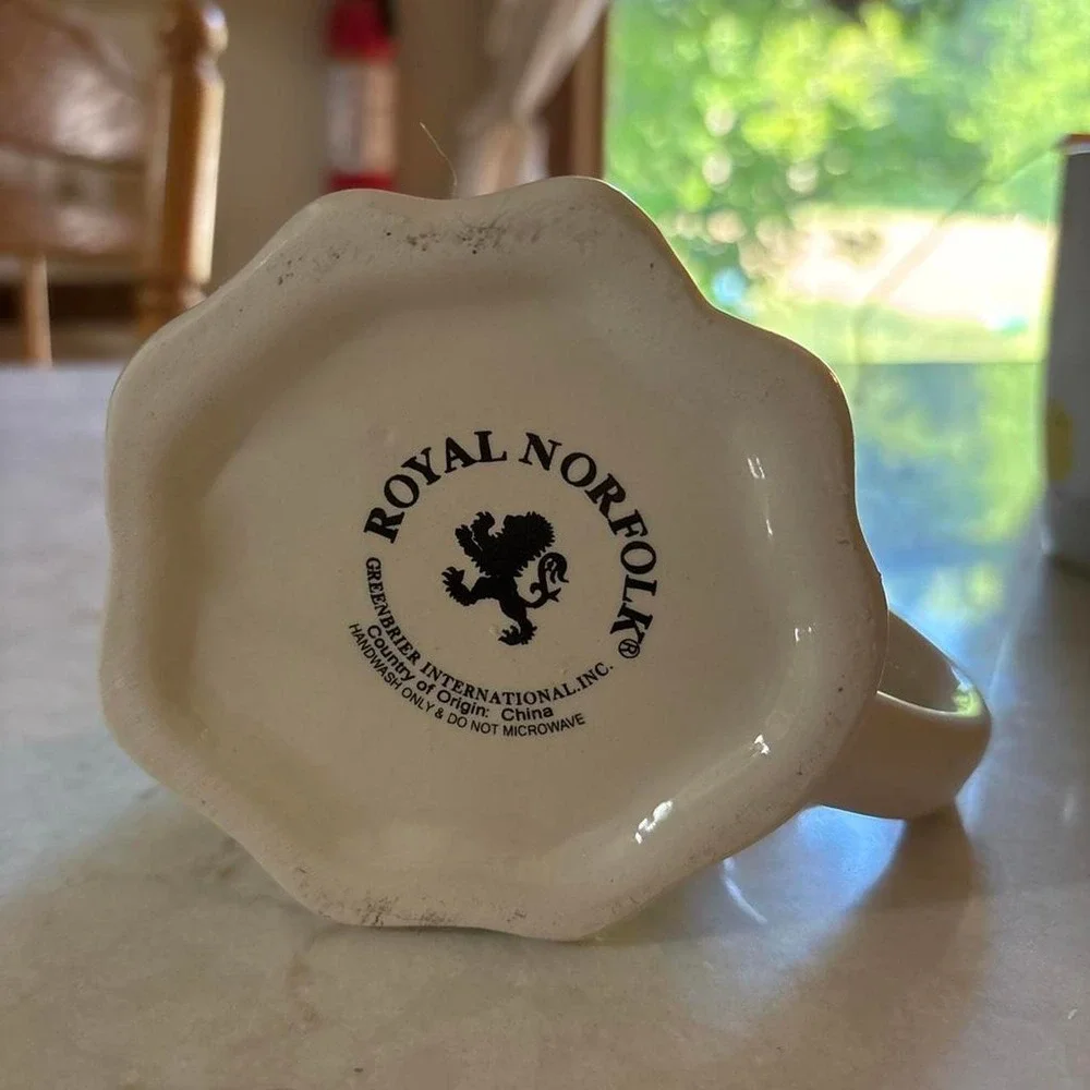 Ghost shaped mug with cute face Royal Norfolk